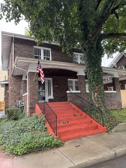 35 E King Street