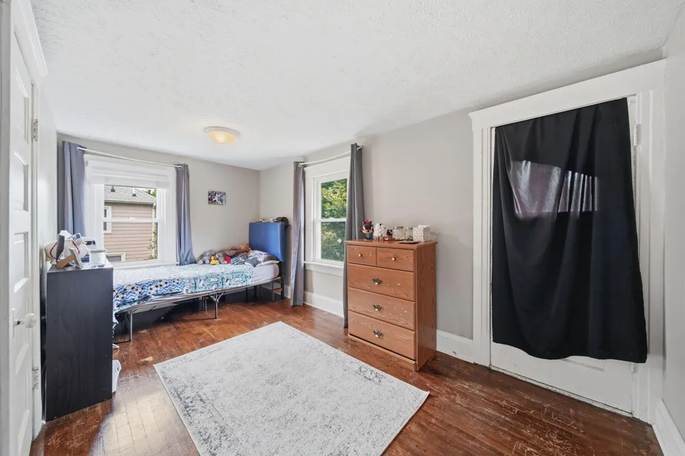 227 Bowen Street Jackson, MI 49202