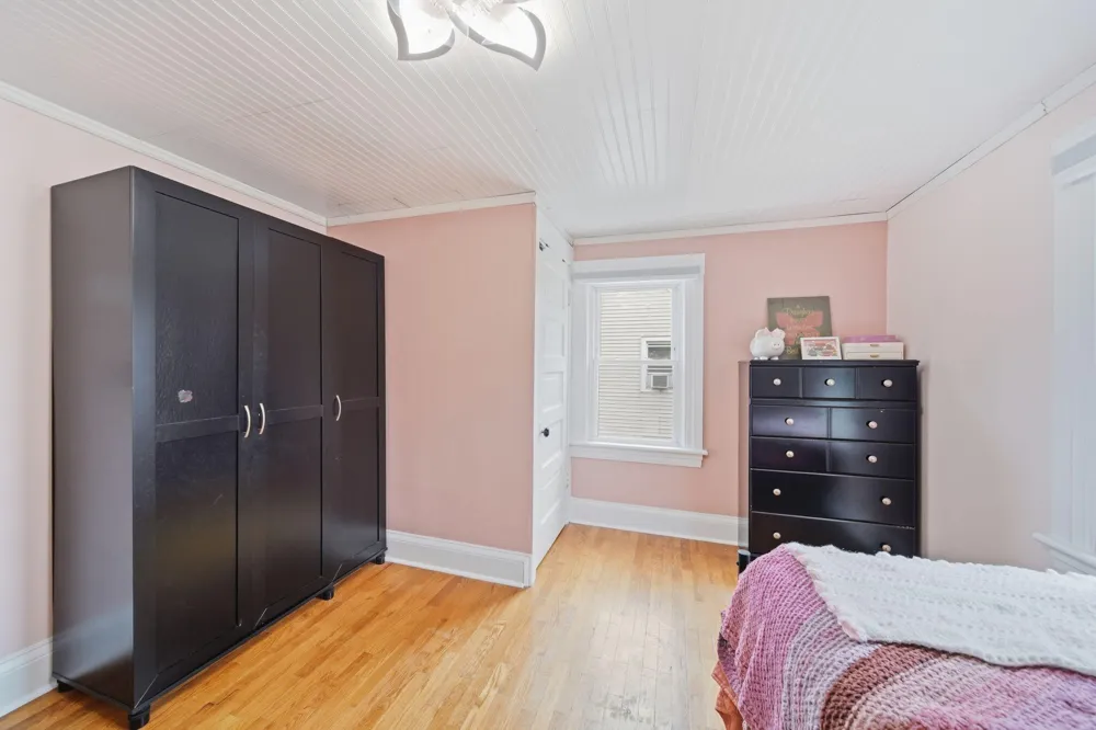 227 Bowen Street Jackson, MI 49202