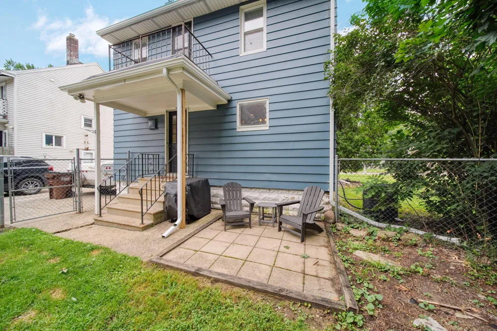 227 Bowen Street Jackson, MI 49202