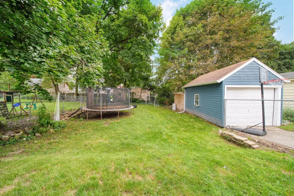 227 Bowen Street Jackson, MI 49202