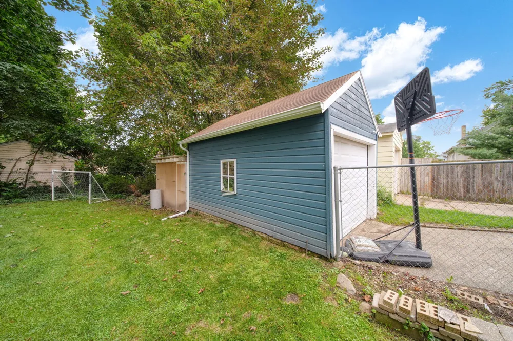 227 Bowen Street Jackson, MI 49202