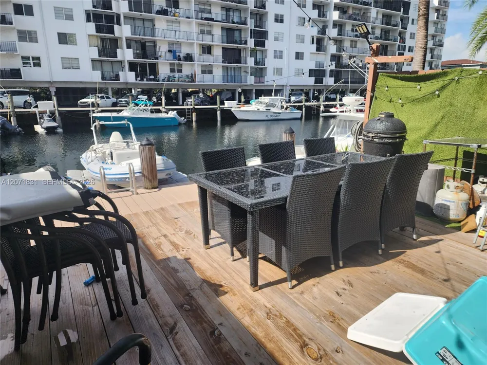 3600 NE 167th St #19 North Miami Beach, FL 33160