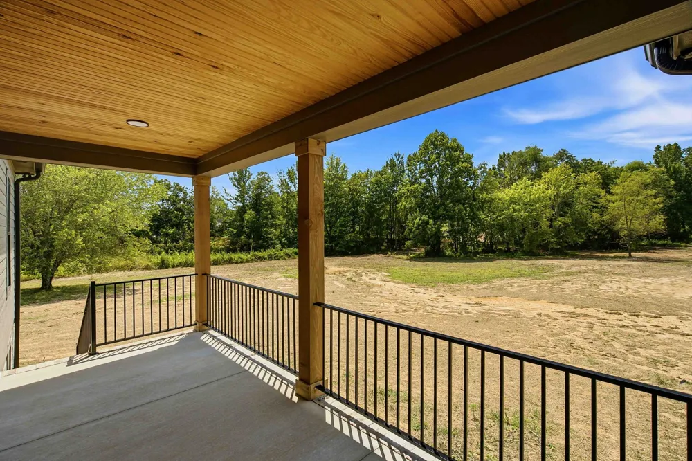 4564 Washington Rd Greenbrier, TN 37073