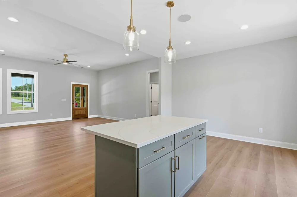 4564 Washington Rd Greenbrier, TN 37073