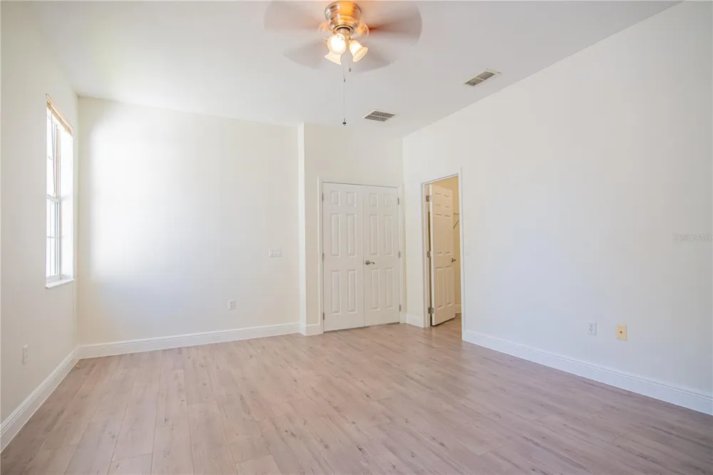 9516 PICCADILLY SKY WAY Orlando, FL 32827