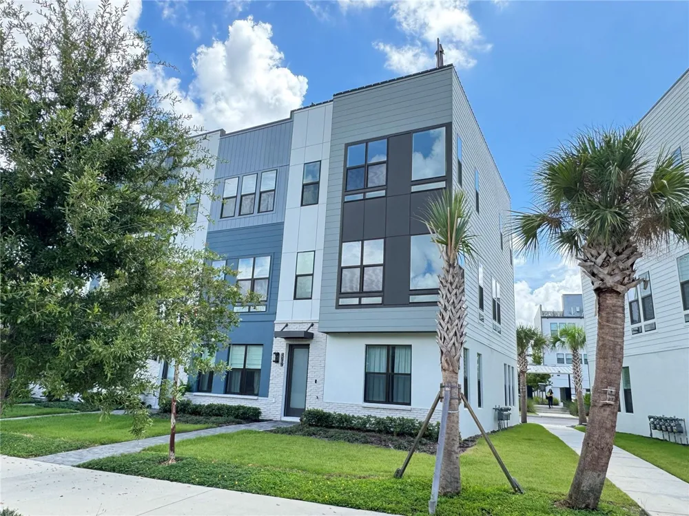 2362 ADDALIA ALLEY Orlando, FL 32804