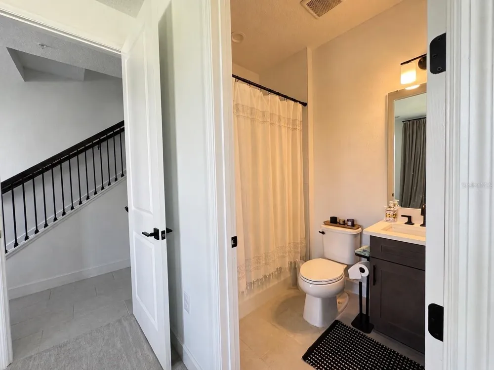2362 ADDALIA ALLEY Orlando, FL 32804