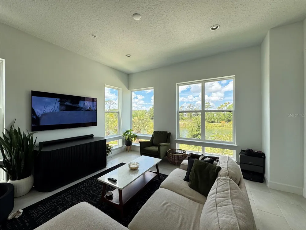 2362 ADDALIA ALLEY Orlando, FL 32804