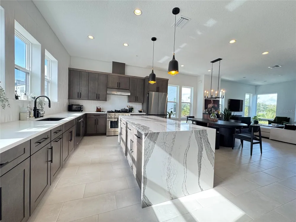 2362 ADDALIA ALLEY Orlando, FL 32804