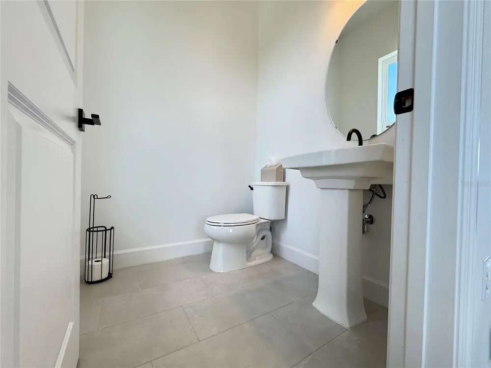2362 ADDALIA ALLEY Orlando, FL 32804