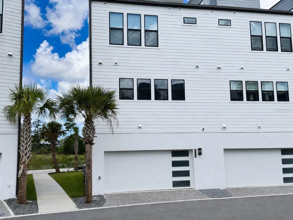 2362 ADDALIA ALLEY Orlando, FL 32804