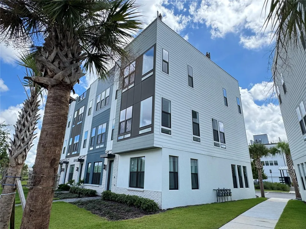 2362 ADDALIA ALLEY Orlando, FL 32804