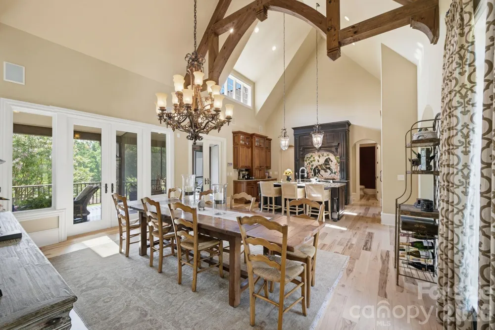 8528 Waxhaw Creek Road Waxhaw, NC 28173