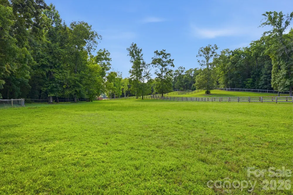 8528 Waxhaw Creek Road Waxhaw, NC 28173