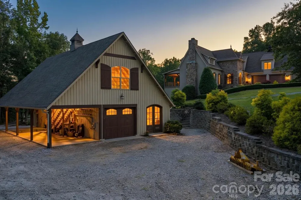 8528 Waxhaw Creek Road Waxhaw, NC 28173