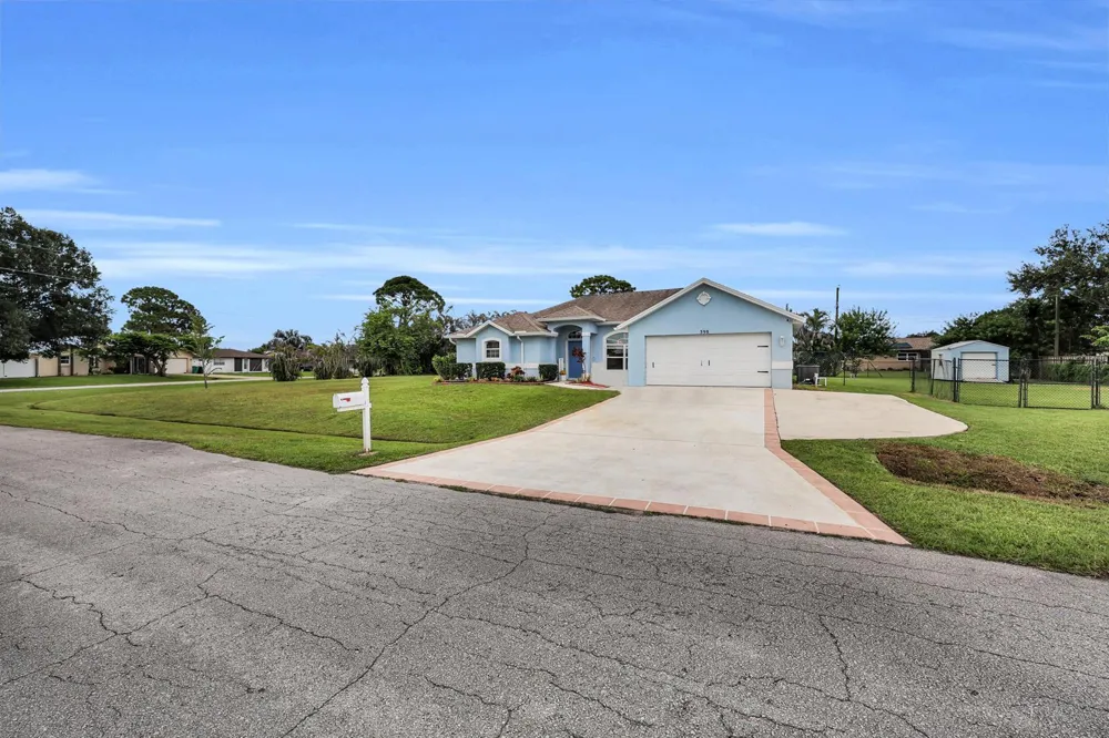 398 SE Bayview Terrace Port St. Lucie, FL 34983