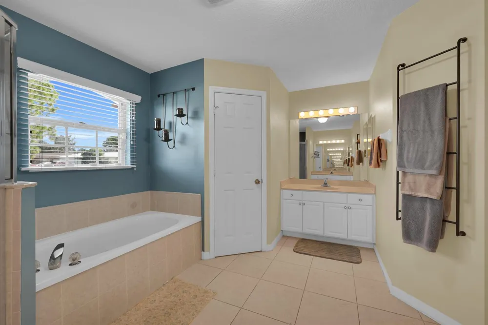 398 SE Bayview Terrace Port St. Lucie, FL 34983