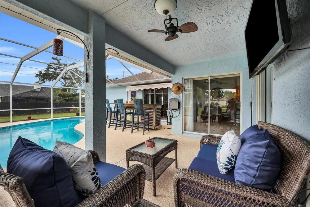 398 SE Bayview Terrace Port St. Lucie, FL 34983