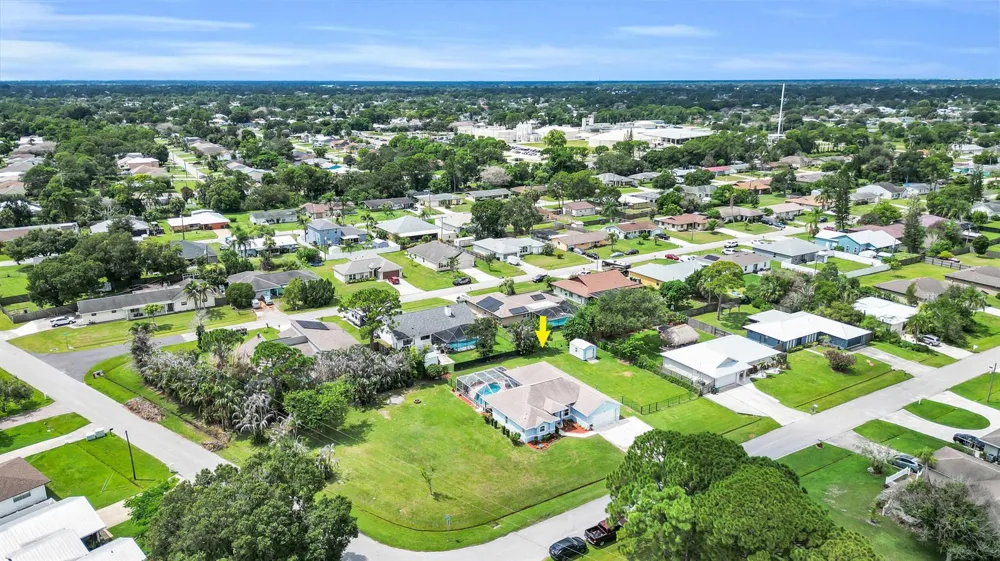 398 SE Bayview Terrace Port St. Lucie, FL 34983