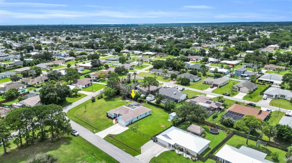 398 SE Bayview Terrace Port St. Lucie, FL 34983