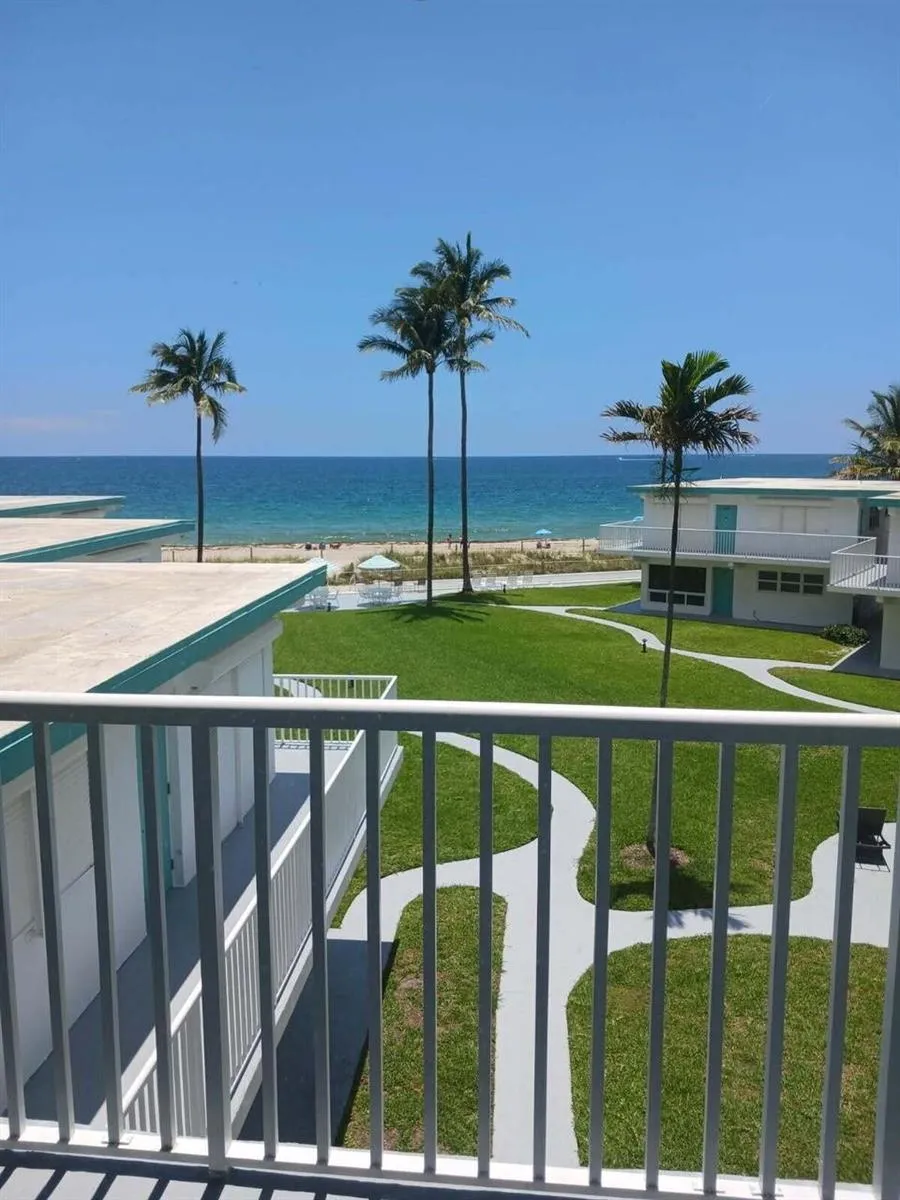 1470 S OCEAN BOULEVARD #903 Lauderdale By The Sea, FL 33062