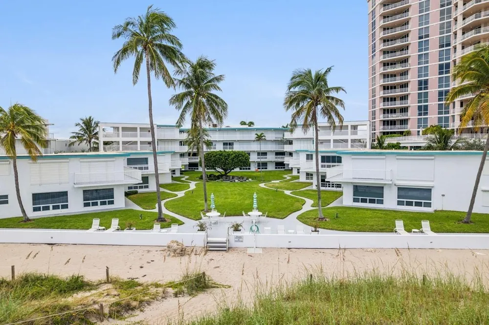 1470 S OCEAN BOULEVARD #903 Lauderdale By The Sea, FL 33062