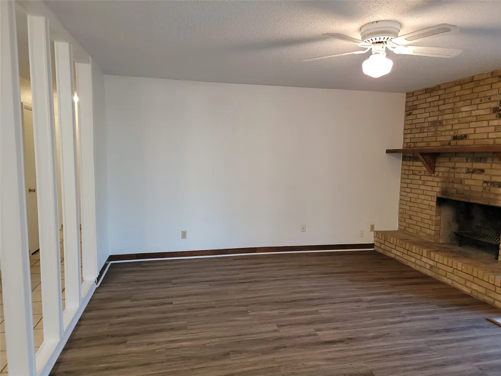 1000 Springdale Road Bedford, TX 76021