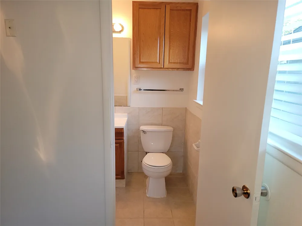 1000 Springdale Road Bedford, TX 76021