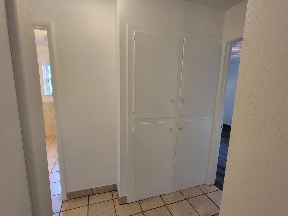 1000 Springdale Road Bedford, TX 76021
