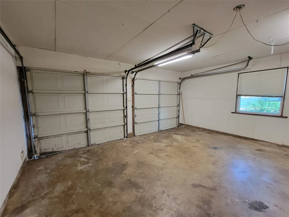 1000 Springdale Road Bedford, TX 76021