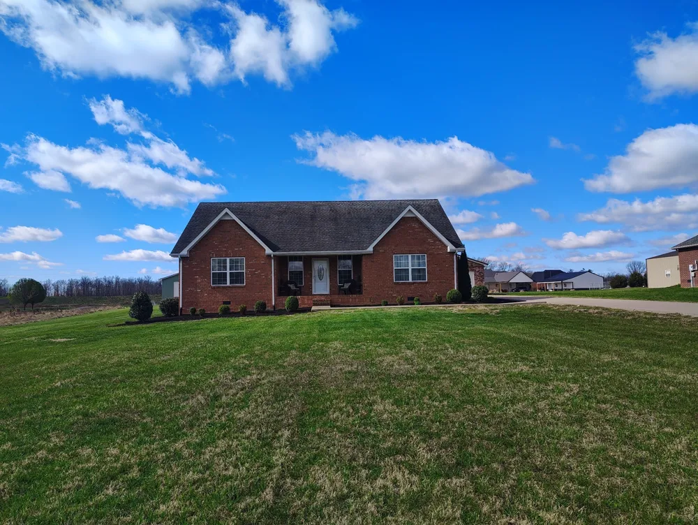 597 Long Creek Rd Lafayette, TN 37083