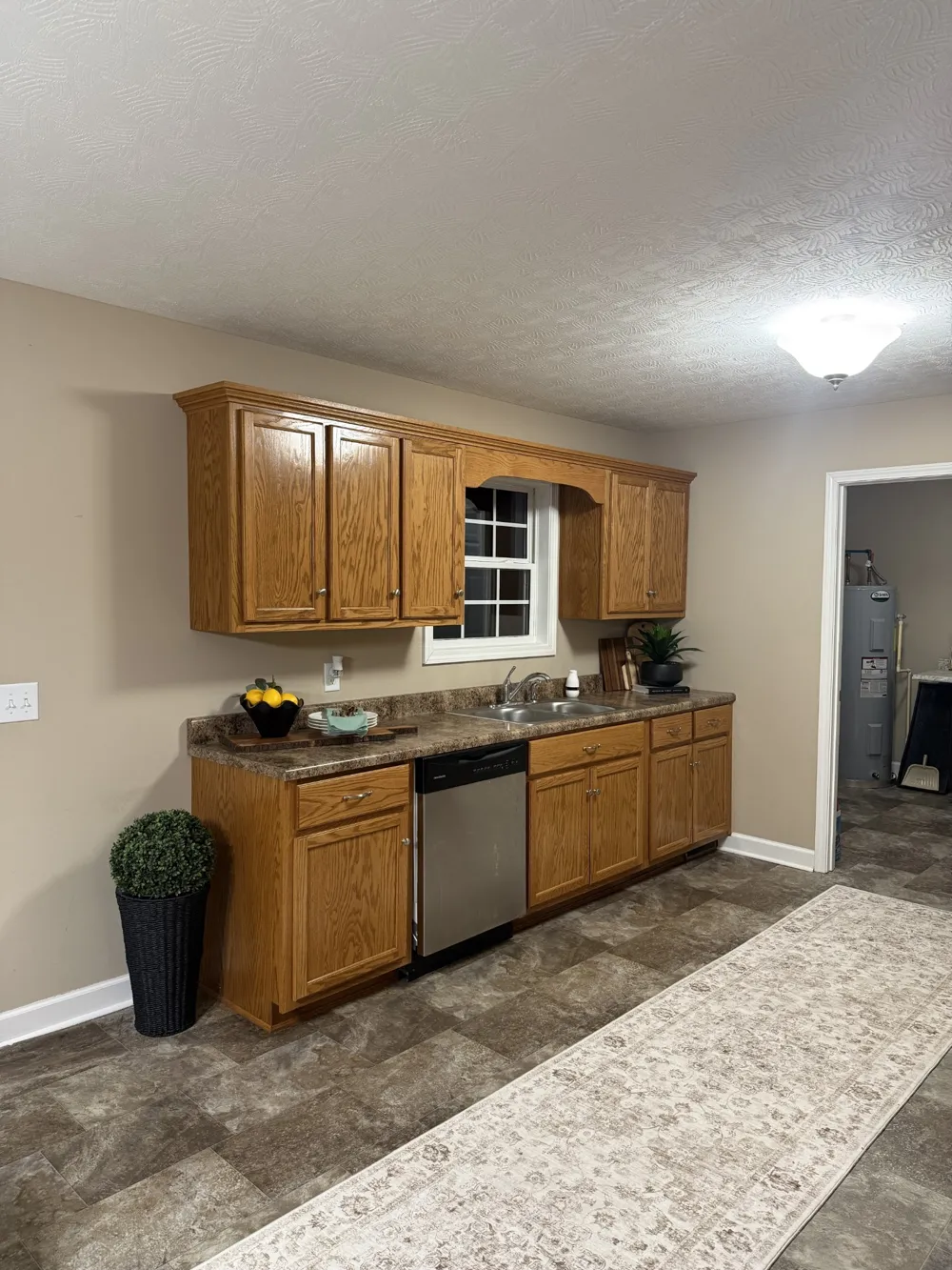 597 Long Creek Rd Lafayette, TN 37083