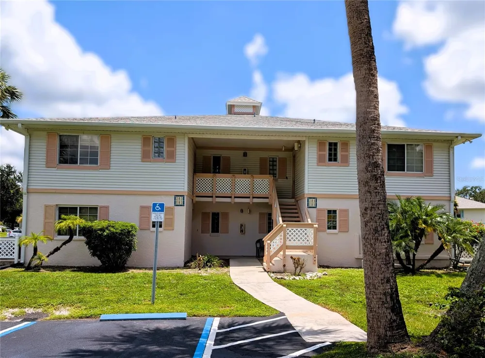 1051 FORREST NELSON BOULEVARD #L204 Port Charlotte, FL 33952