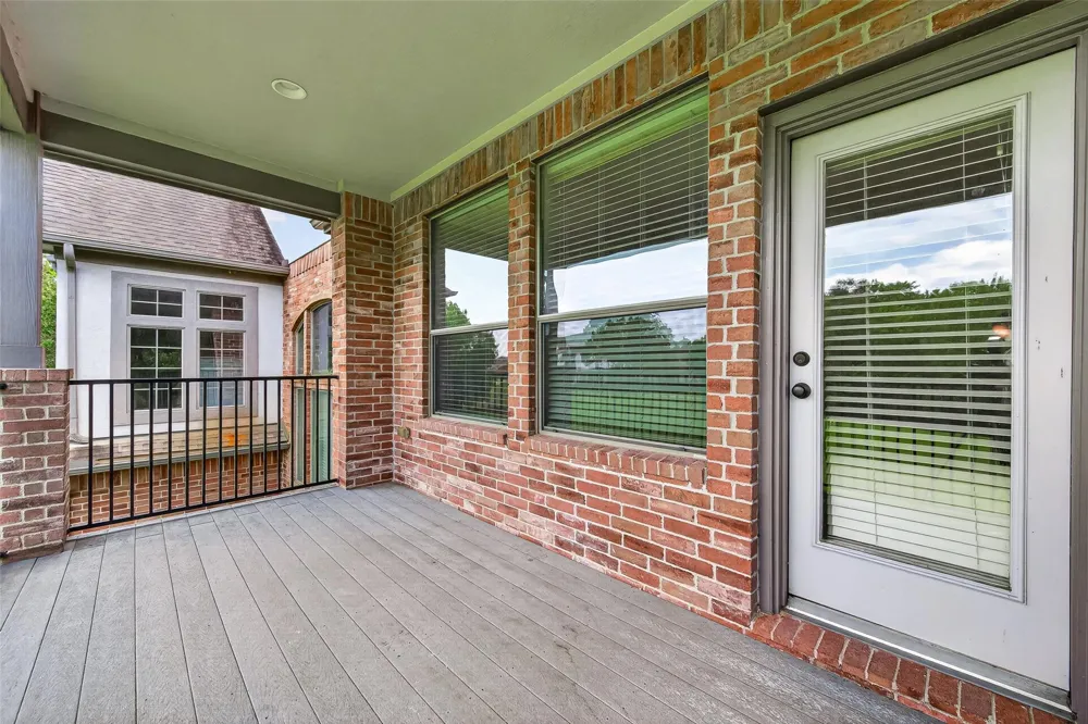 8602 Two Sisters Court Missouri City, TX 77459