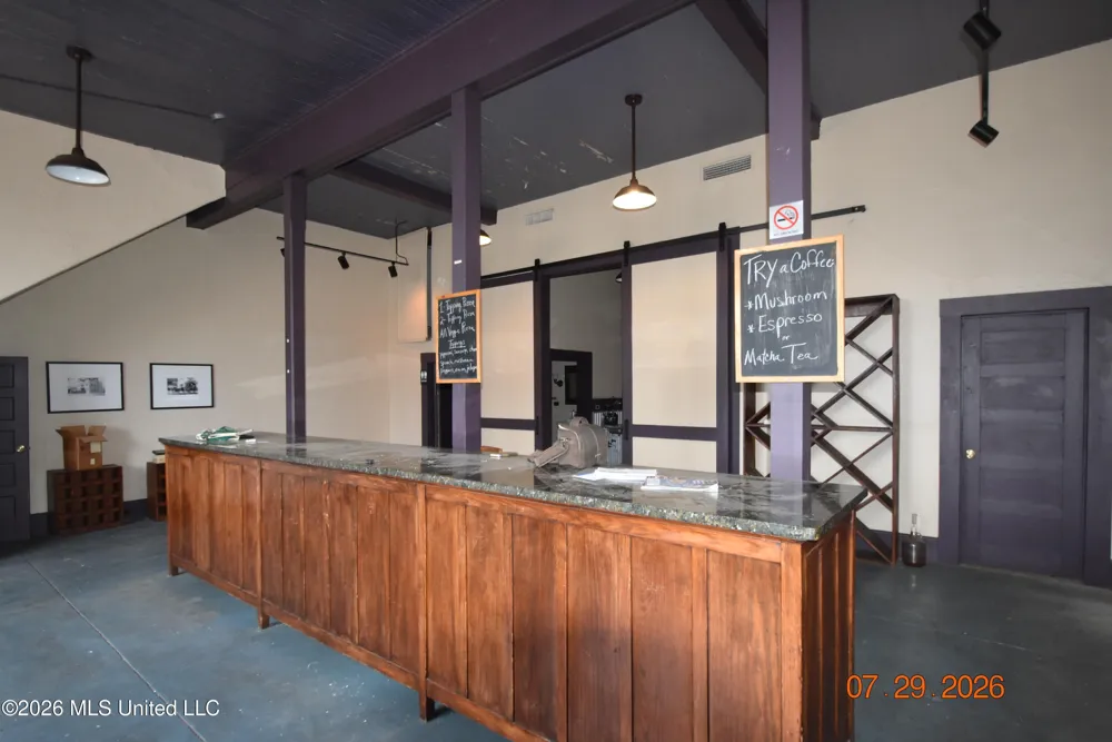 500 Howard Street Greenwood, MS 38930