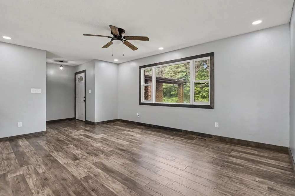 8312 48th Avenue Covert, MI 49043