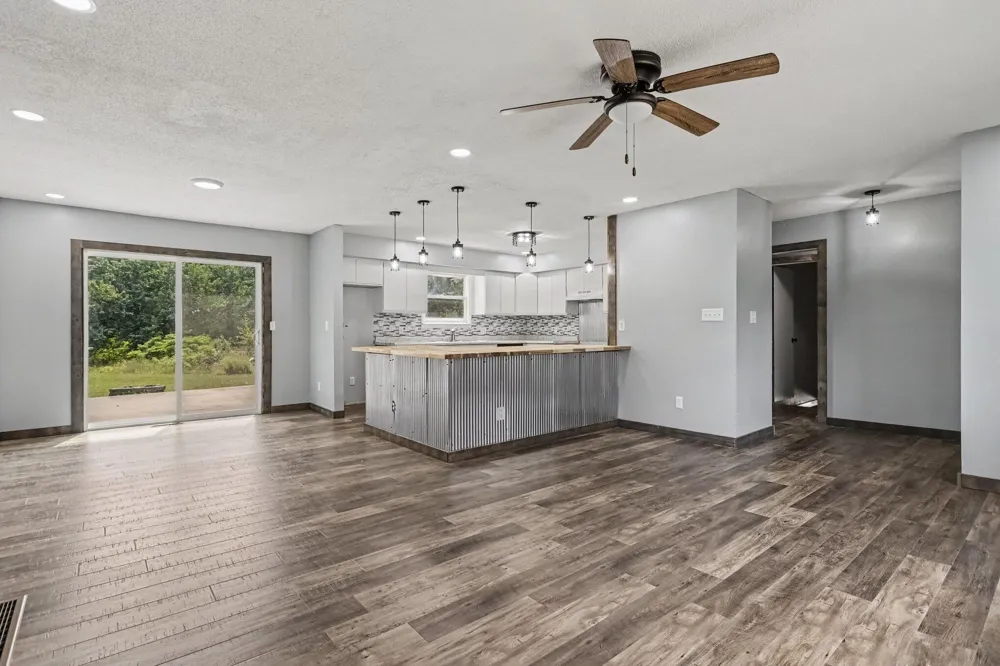 8312 48th Avenue Covert, MI 49043