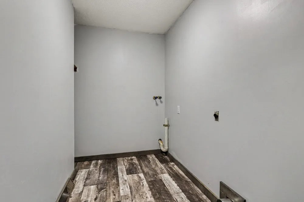 8312 48th Avenue Covert, MI 49043