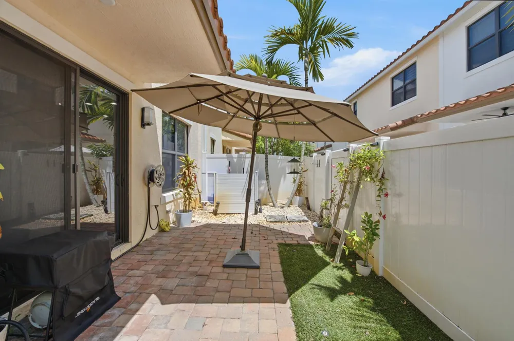 20916 NW 1ST DRIVE Pembroke Pines, FL 33029