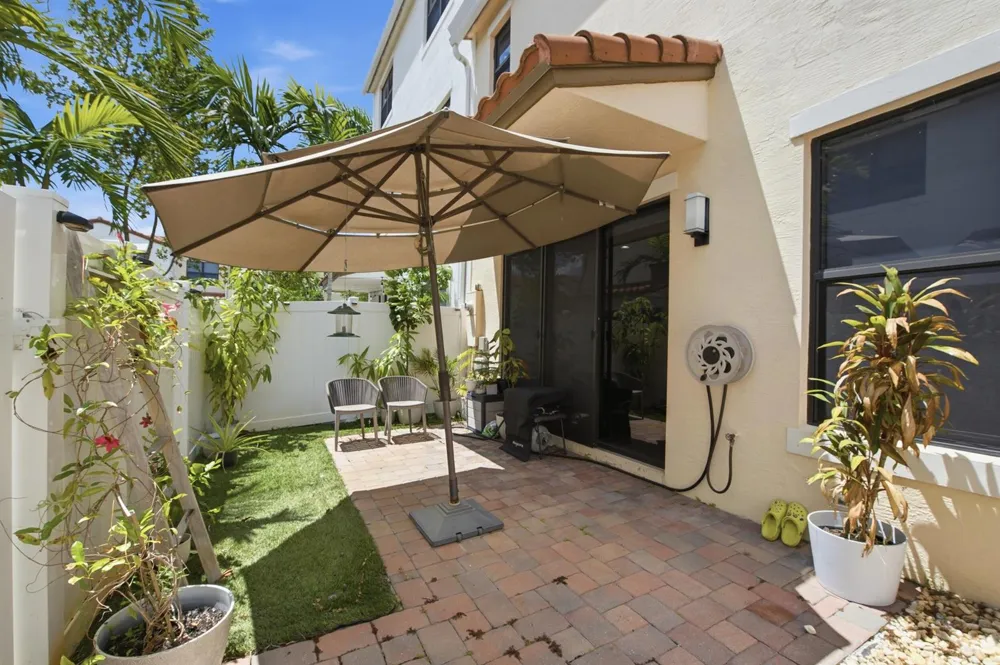 20916 NW 1ST DRIVE Pembroke Pines, FL 33029