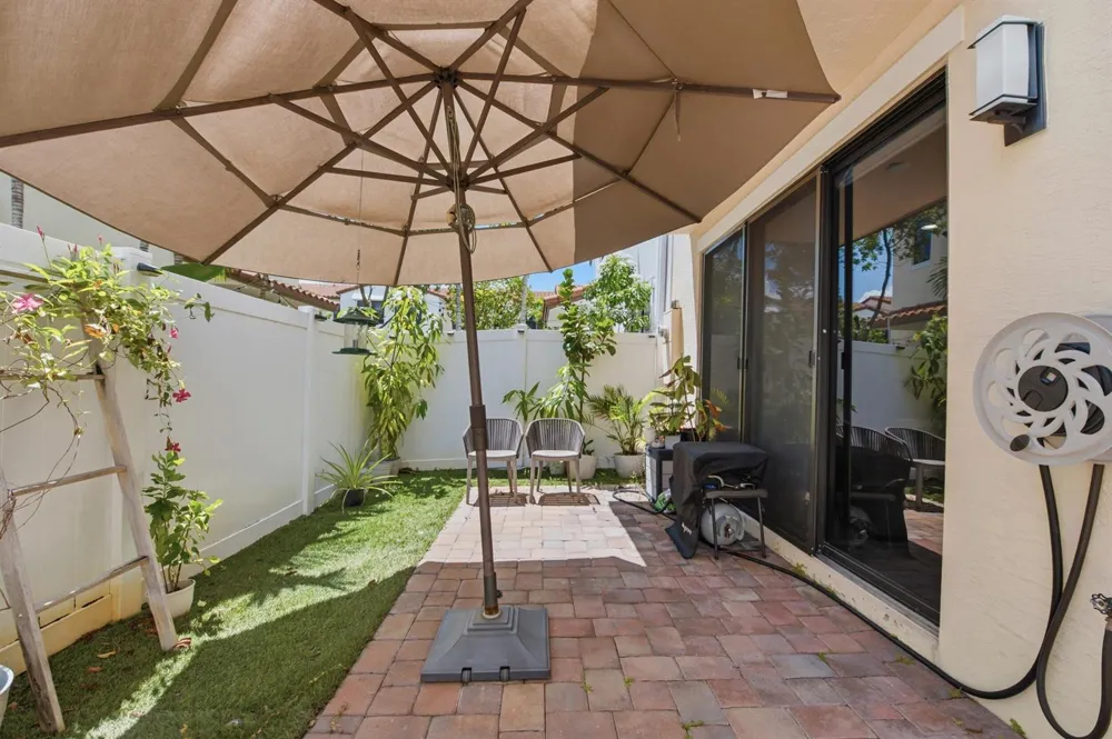 20916 NW 1ST DRIVE Pembroke Pines, FL 33029