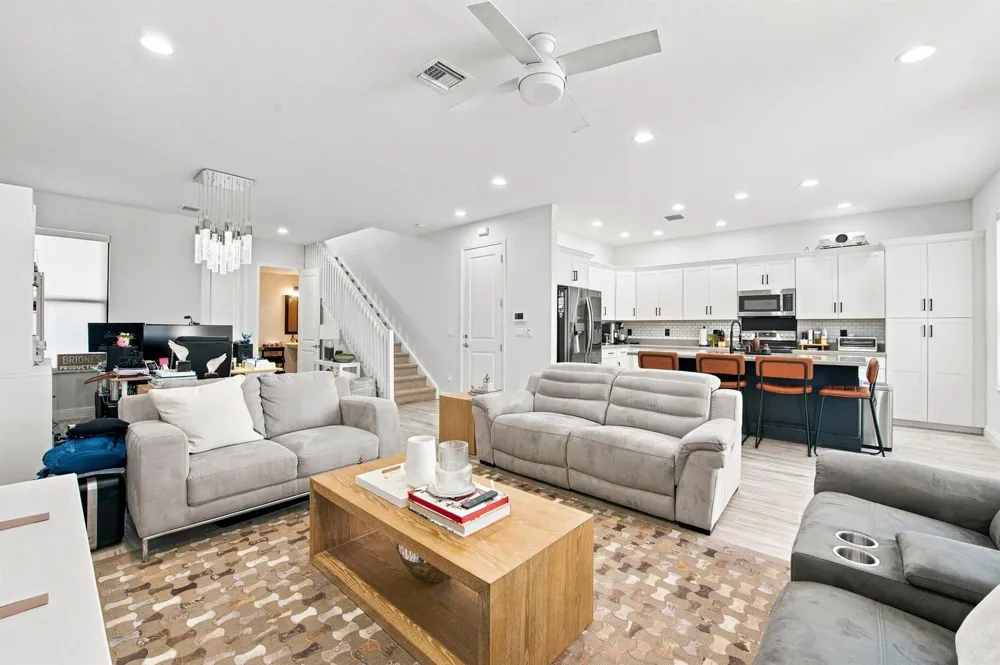 20916 NW 1ST DRIVE Pembroke Pines, FL 33029