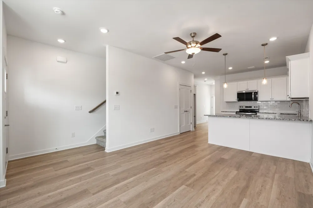 1170 S Dickerson Rd #26 Goodlettsville, TN 37072