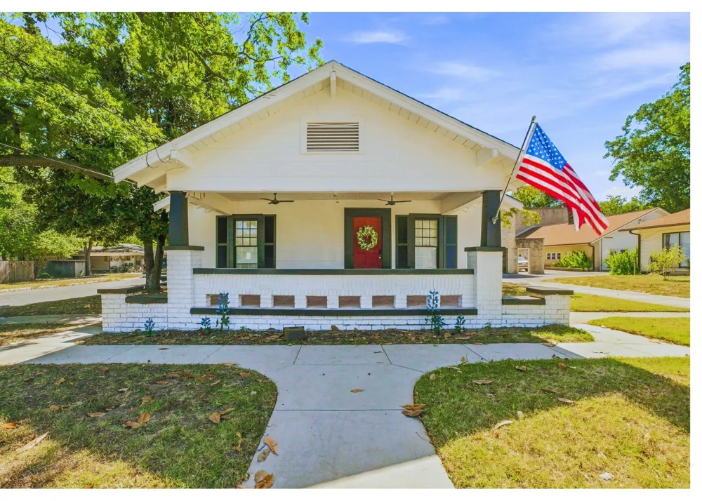 814 Ollie Street Stephenville, TX 76401