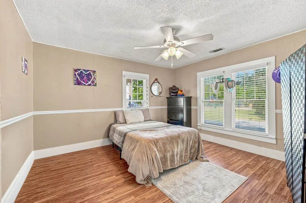814 Ollie Street Stephenville, TX 76401