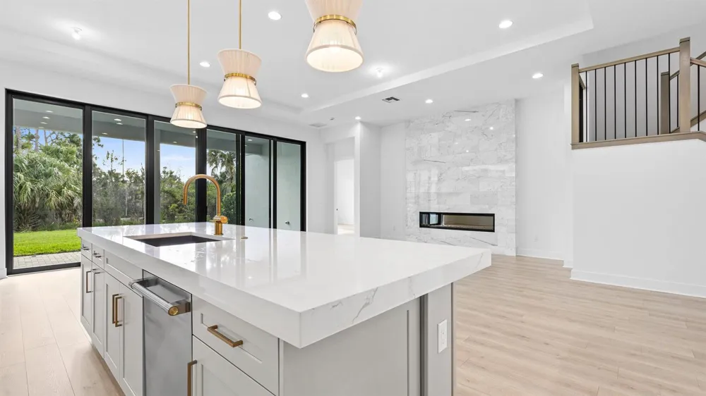 13290 Artisan Circle Palm Beach Gardens, FL 33418