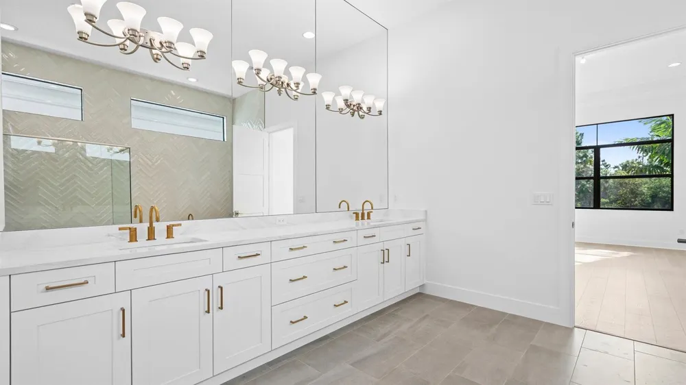 13290 Artisan Circle Palm Beach Gardens, FL 33418