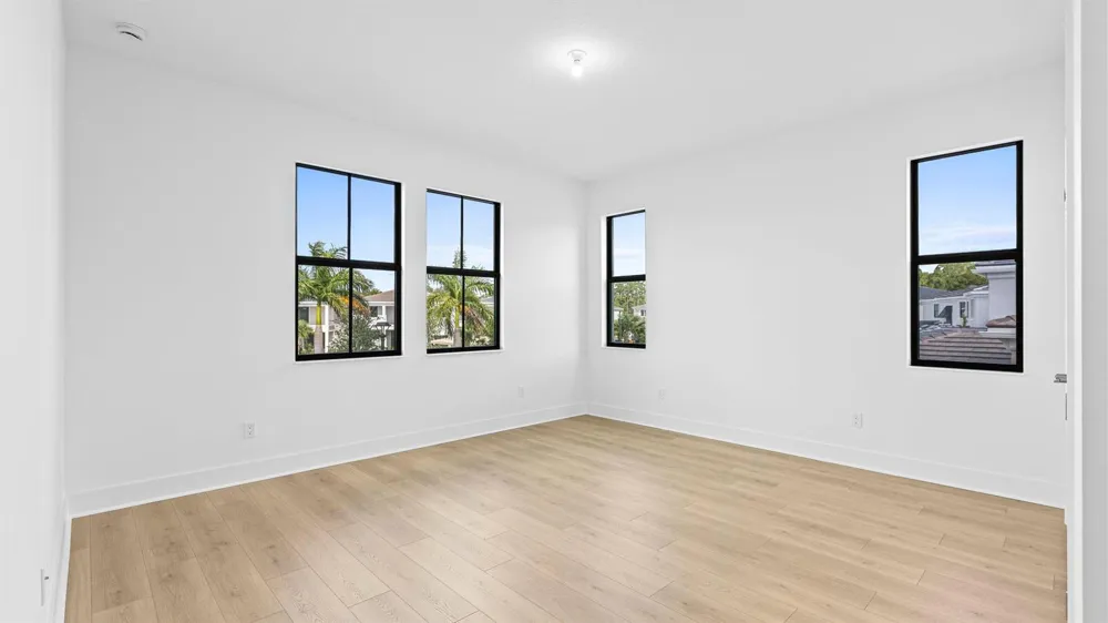 13290 Artisan Circle Palm Beach Gardens, FL 33418