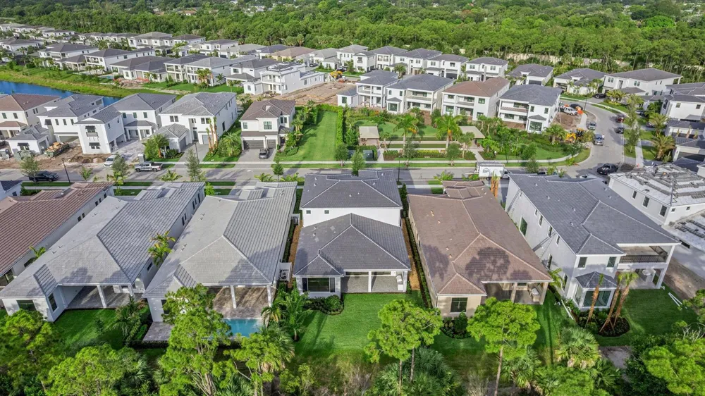 13290 Artisan Circle Palm Beach Gardens, FL 33418